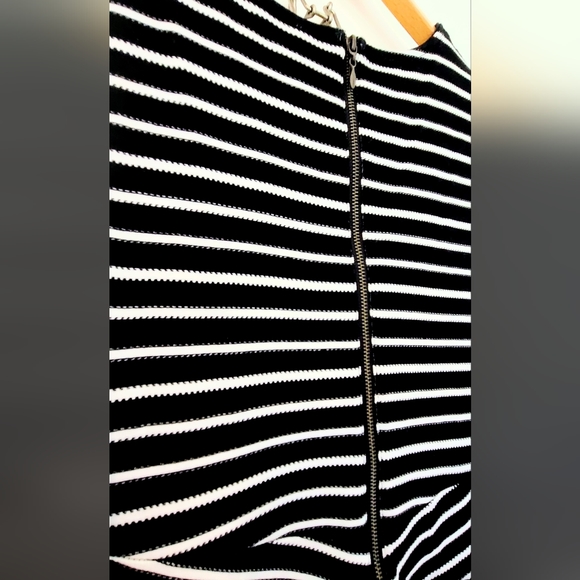 Xhilaration Dress - Black and White Open Cut Out Dress - Size XL - Picture 6 of 8